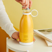 Load image into Gallery viewer, Personal Size Blender Quick Juicing Portable Blender Rechargeable Juice Cup for Smoothie Mini Handheld Fruit Mixer
